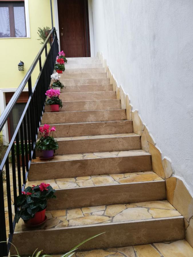Nel Cuore Del Centro Storico Каляри Екстериор снимка